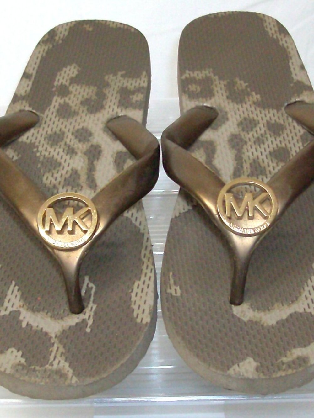 Michael Kors Brown/Bronze Flip Flops Size 5/6